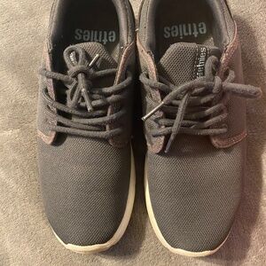 Women’s Etnies